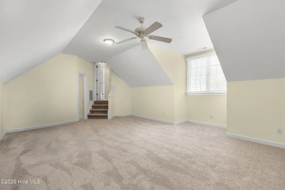 2109 Bay Colony Lane Wilmington, NC 28405