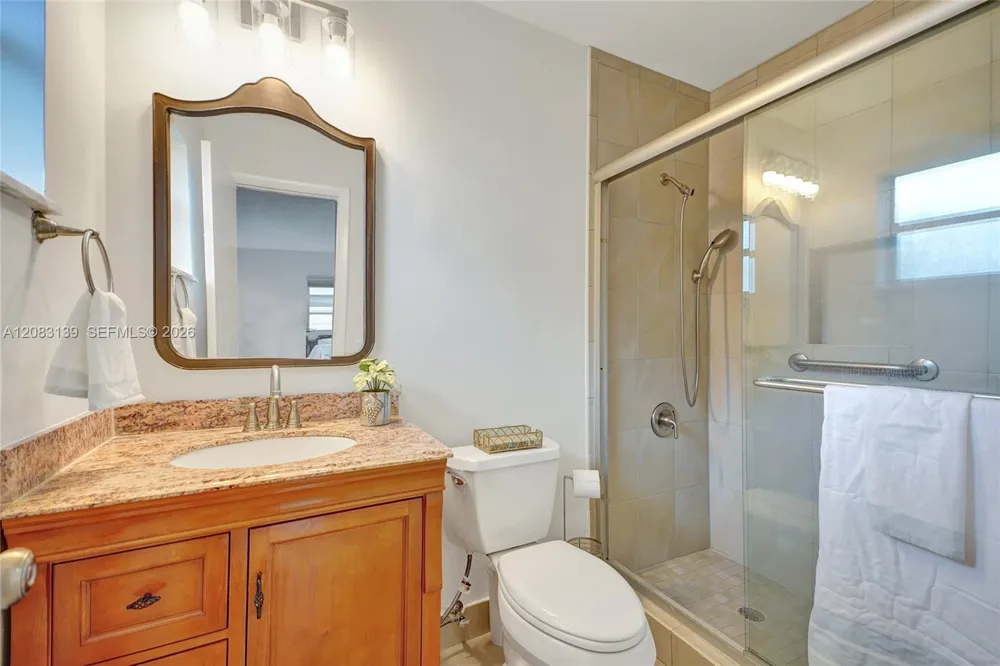 10214 SW 26th Ter Miami, FL 33165
