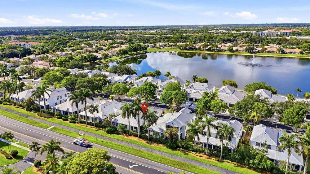10725 PELICAN DRIVE Wellington, FL 33414
