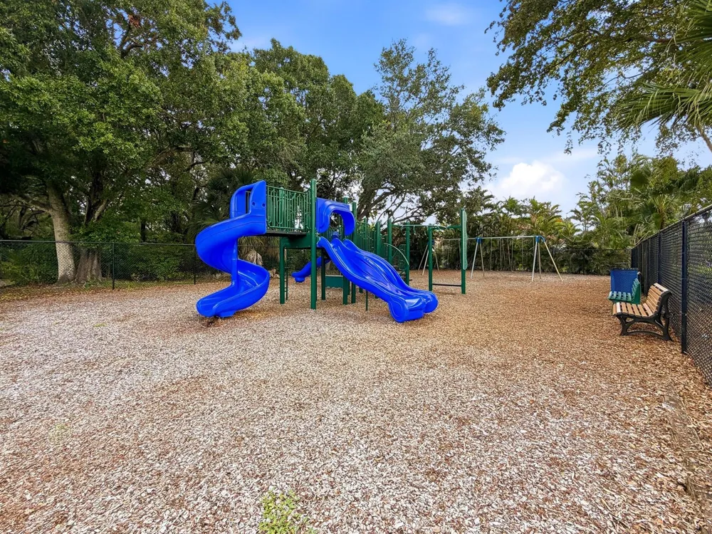 10725 PELICAN DRIVE Wellington, FL 33414