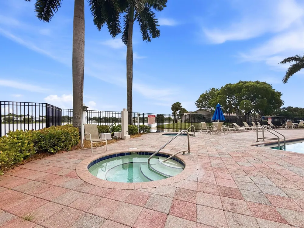 10725 PELICAN DRIVE Wellington, FL 33414
