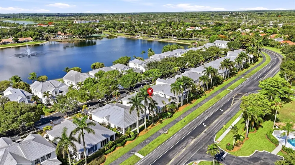 10725 PELICAN DRIVE Wellington, FL 33414