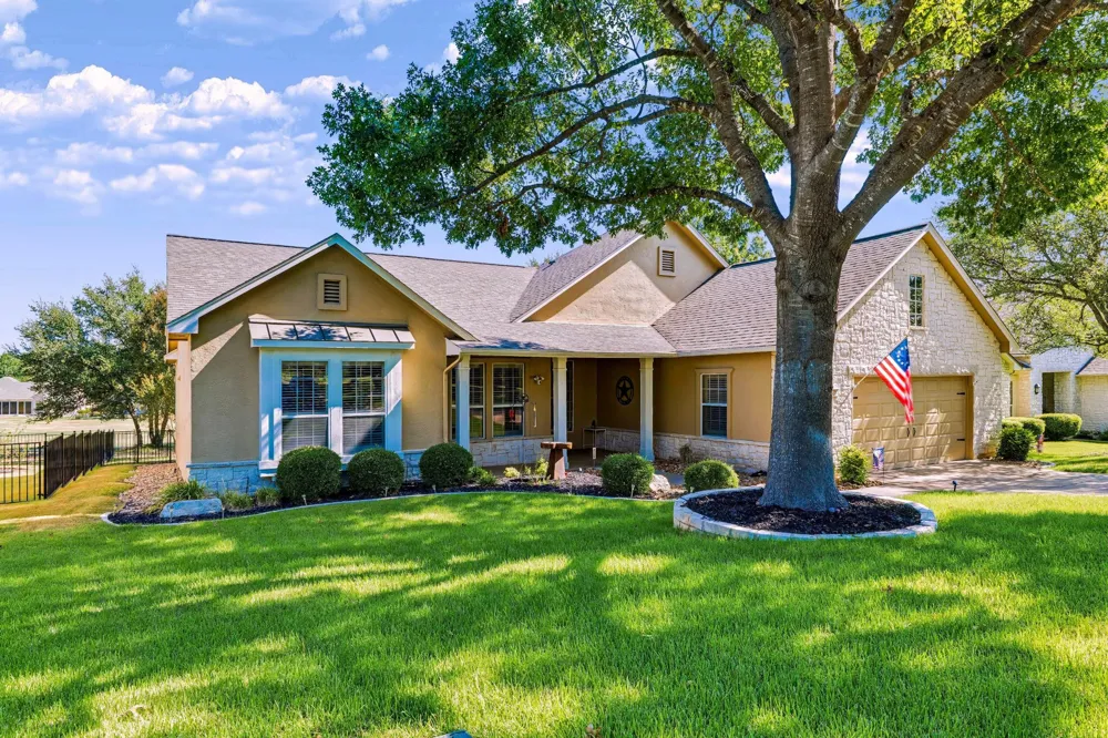 133 Cattle Trail Way Georgetown, TX 78633
