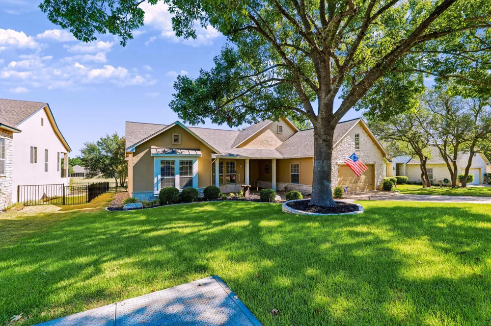 133 Cattle Trail Way Georgetown, TX 78633