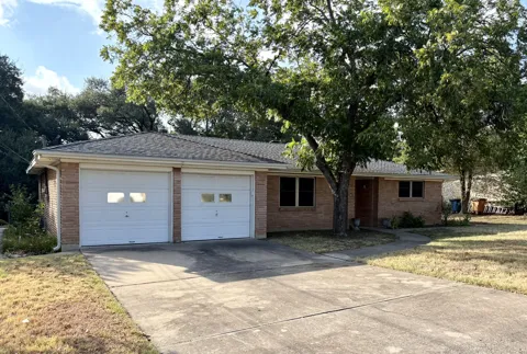 11401 Indianhead Drive