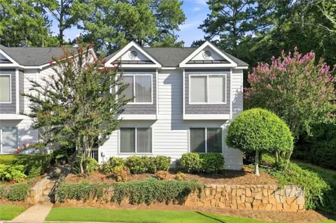 27 Arbor End SE