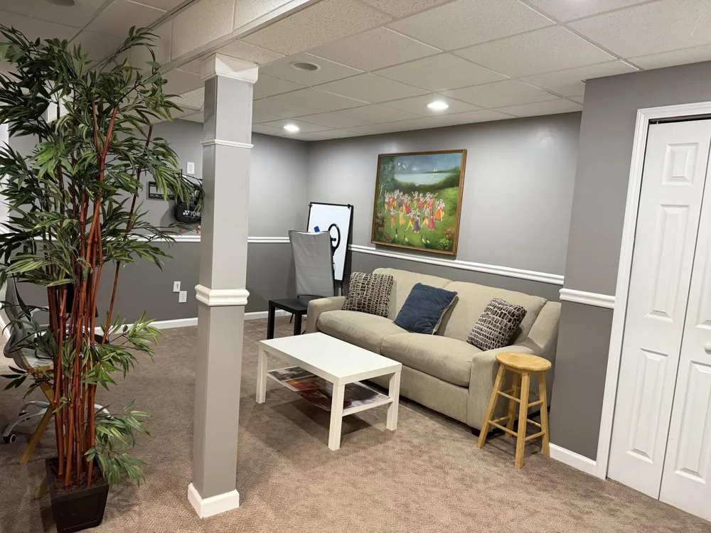 34763 Pickford Drive Farmington Hills, MI 48335