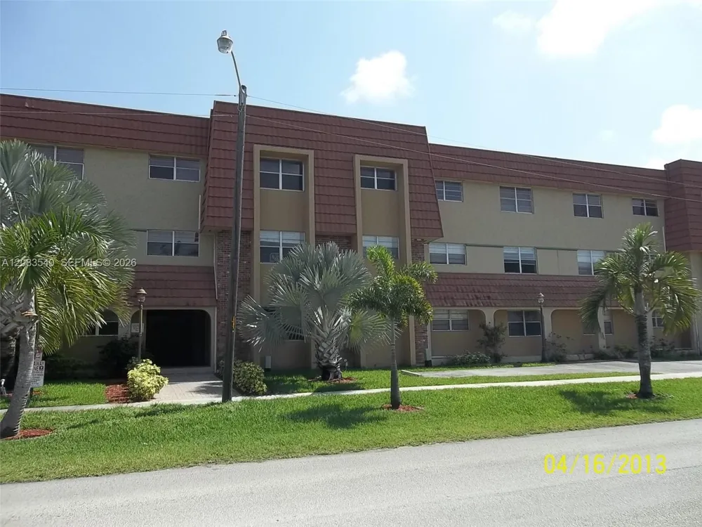 1300 Moffett St #110 Hallandale Beach, FL 33009