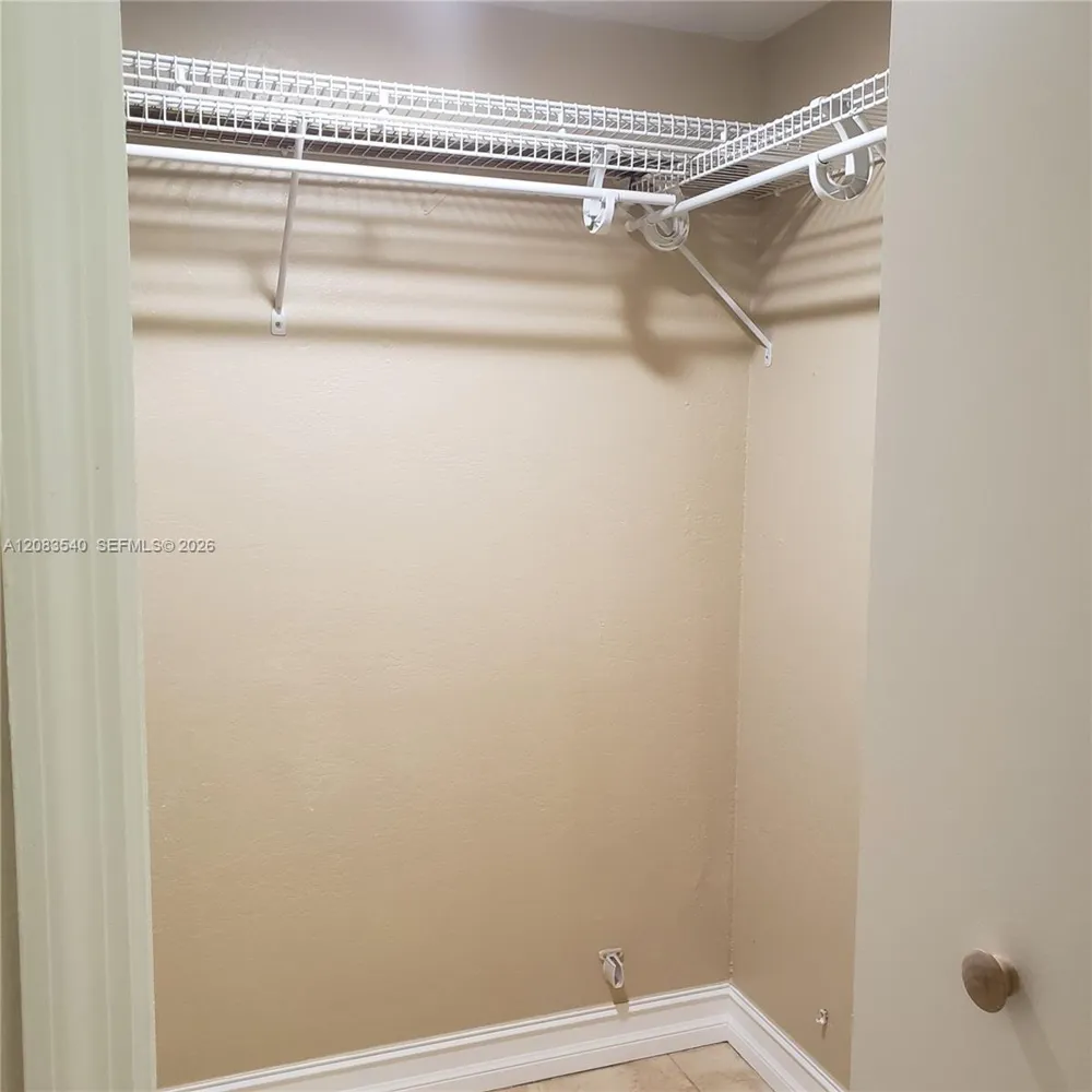 1300 Moffett St #110 Hallandale Beach, FL 33009