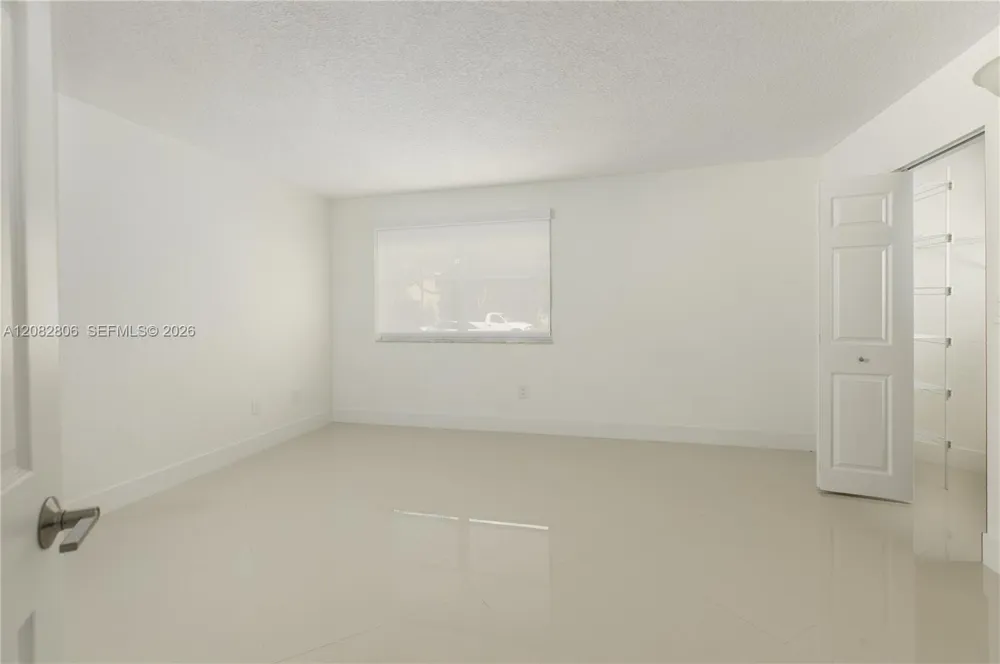 10241 NW 9 STREET CIR #109-5 Miami, FL 33172