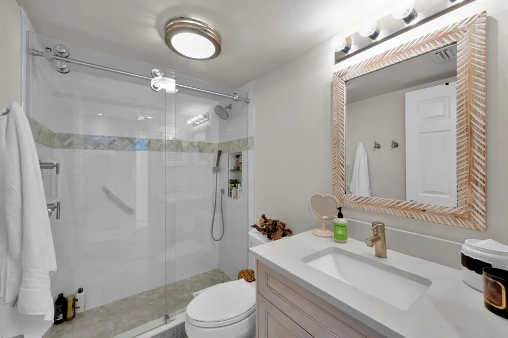 2880 NE 14th Street Causeway #413 Pompano Beach, FL 33062