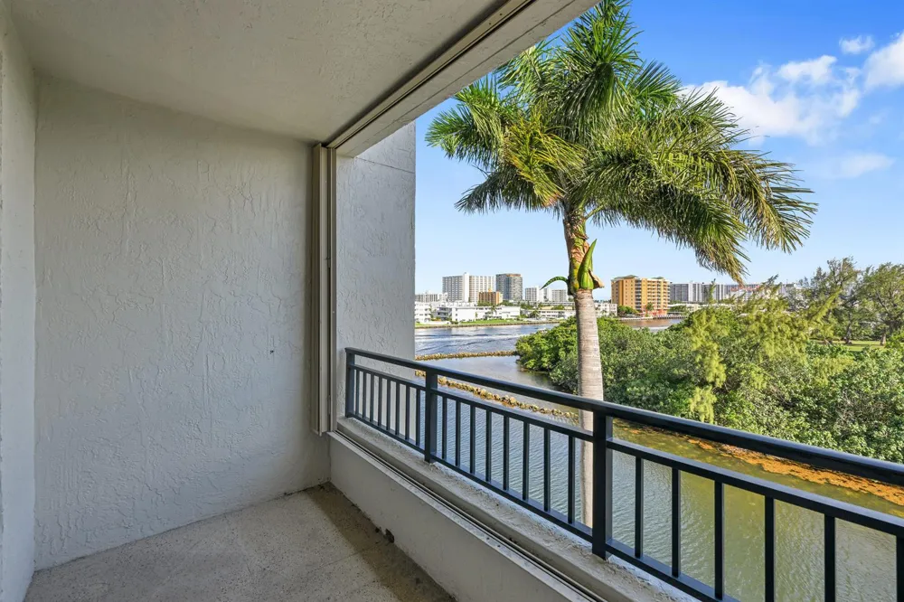 2880 NE 14th Street Causeway #413 Pompano Beach, FL 33062
