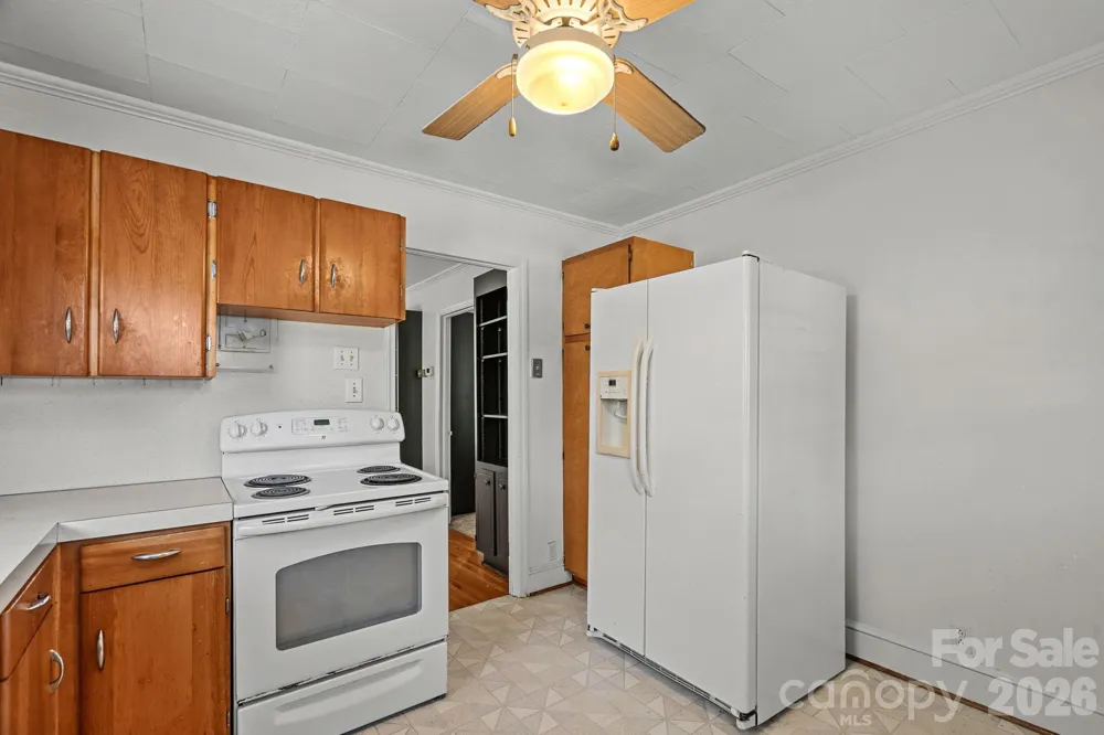 1127 Thompson Avenue Charlotte, NC 28216