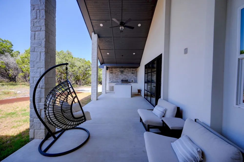 252 Kellog Fischer, TX 78623