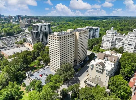 2479 Peachtree Road Road NE #611