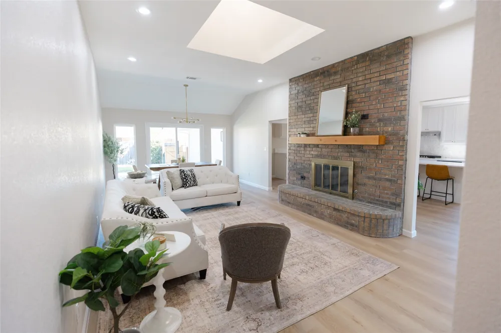 193 Simmons Drive Coppell, TX 75019