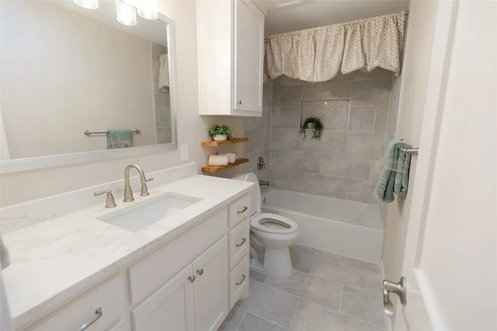 193 Simmons Drive Coppell, TX 75019