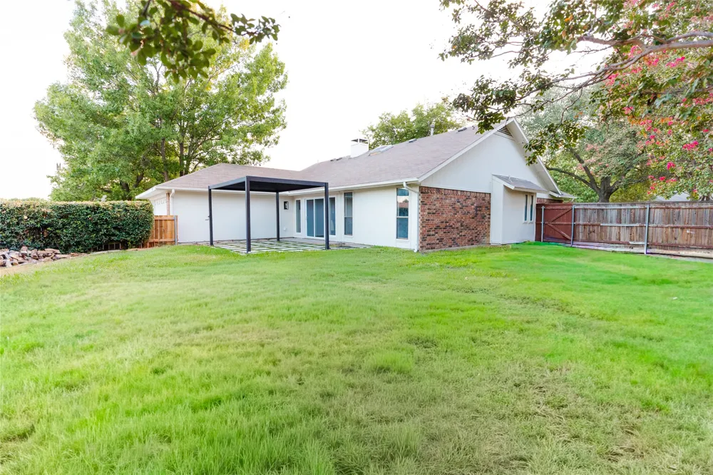 193 Simmons Drive Coppell, TX 75019