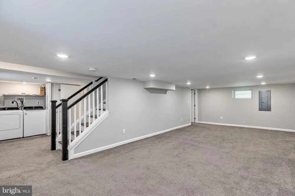 2910 BAYONNE AVENUE Baltimore, MD 21214