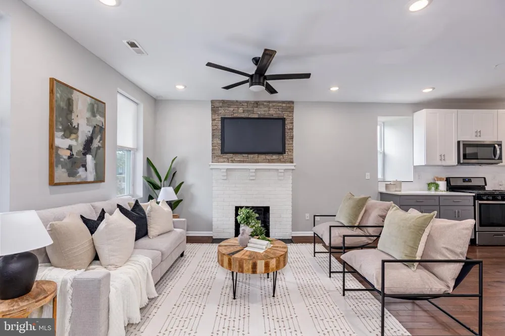 2910 BAYONNE AVENUE Baltimore, MD 21214