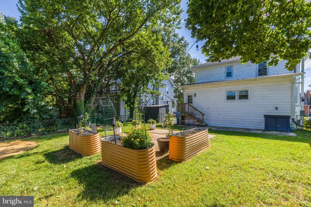 2910 BAYONNE AVENUE Baltimore, MD 21214