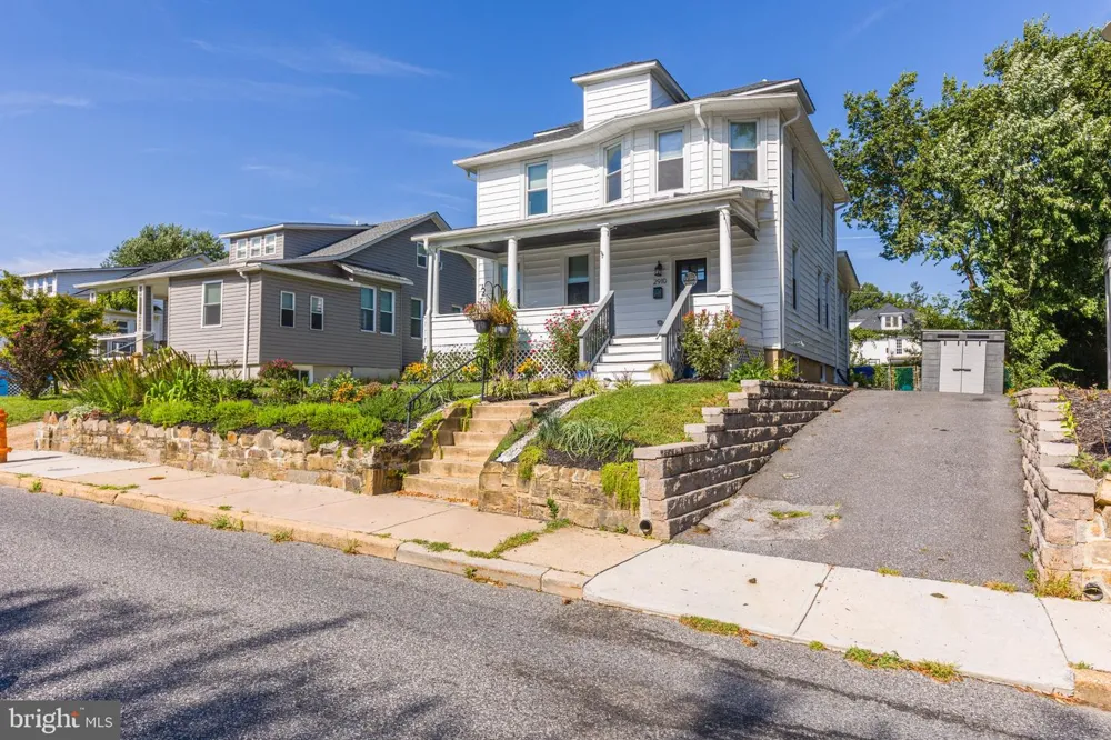 2910 BAYONNE AVENUE Baltimore, MD 21214