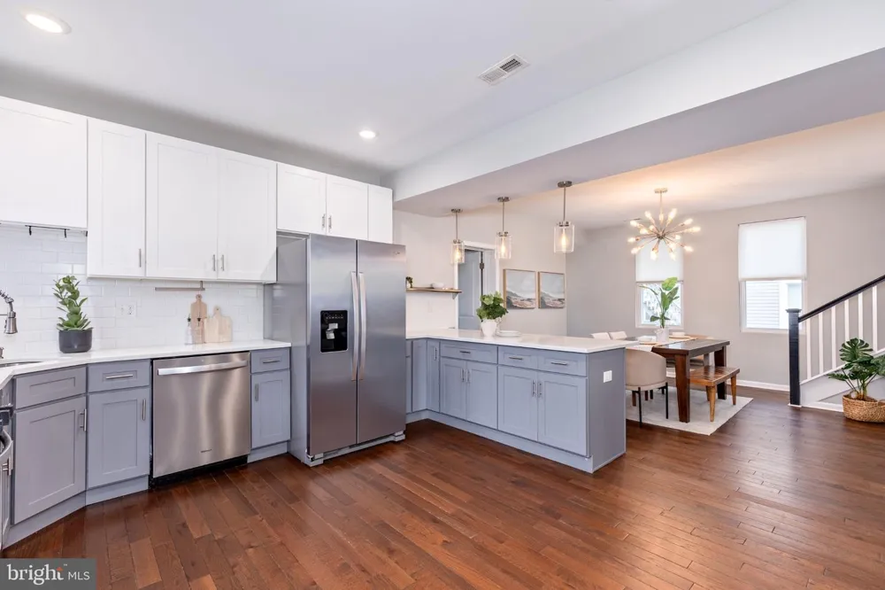 2910 BAYONNE AVENUE Baltimore, MD 21214
