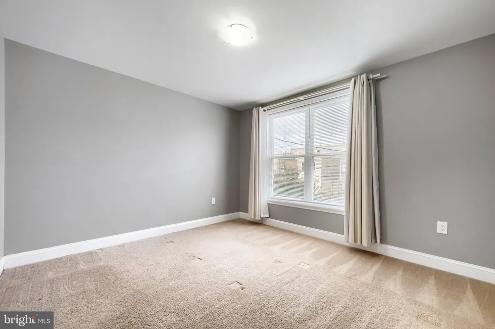 1016 MCDONOGH STREET Baltimore, MD 21205
