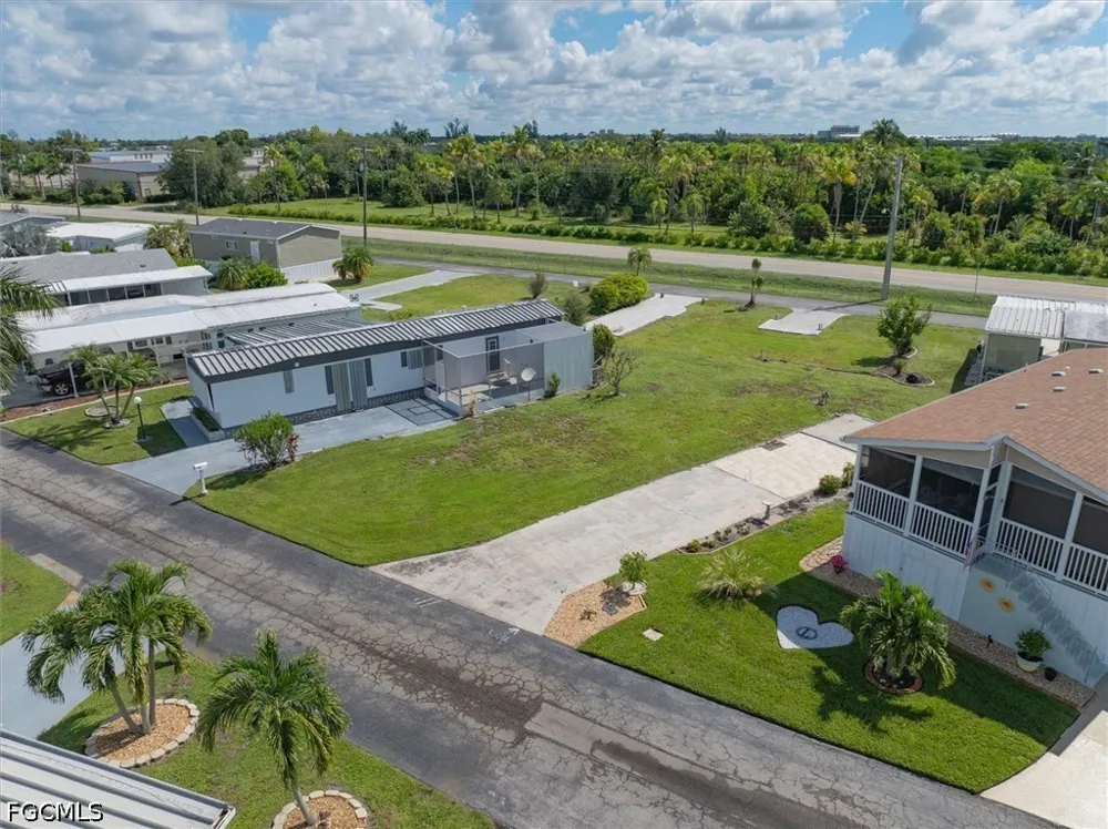Daisy Avenue Fort Myers, FL 33908