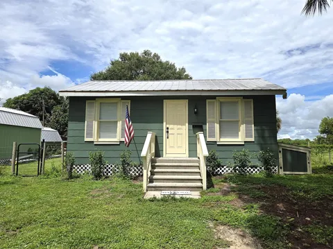 2219 County Road 721 Loop