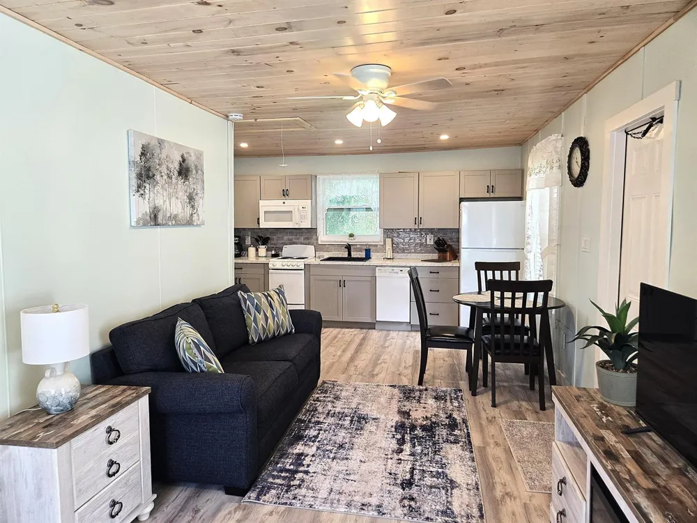 2219 County Road 721 Loop Moore Haven, FL 33471