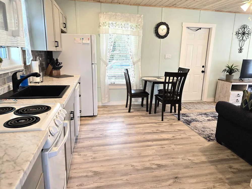 2219 County Road 721 Loop Moore Haven, FL 33471