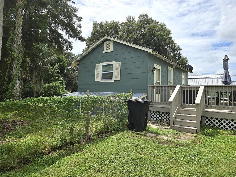 2219 County Road 721 Loop Moore Haven, FL 33471