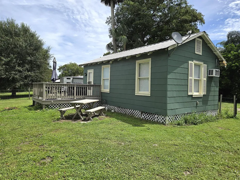 2219 County Road 721 Loop Moore Haven, FL 33471