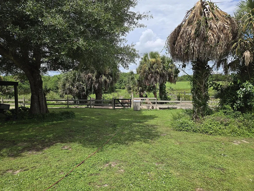 2219 County Road 721 Loop Moore Haven, FL 33471