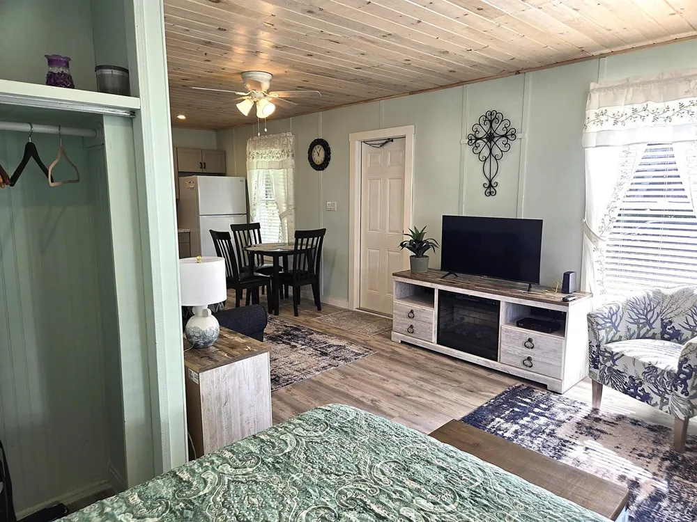 2219 County Road 721 Loop Moore Haven, FL 33471