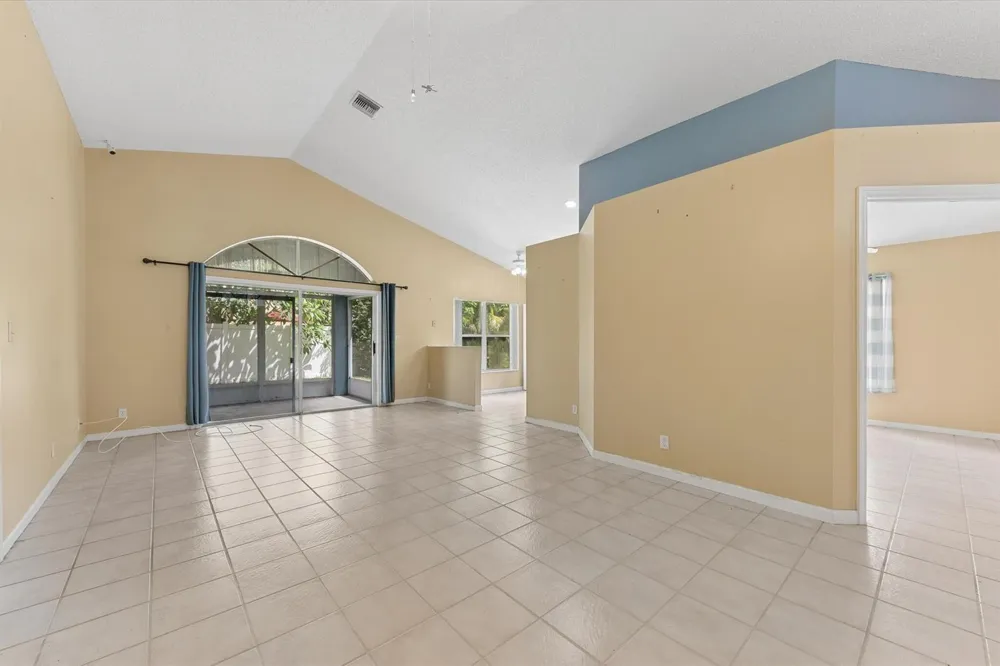 103 Saddle Trail Royal Palm Beach, FL 33411
