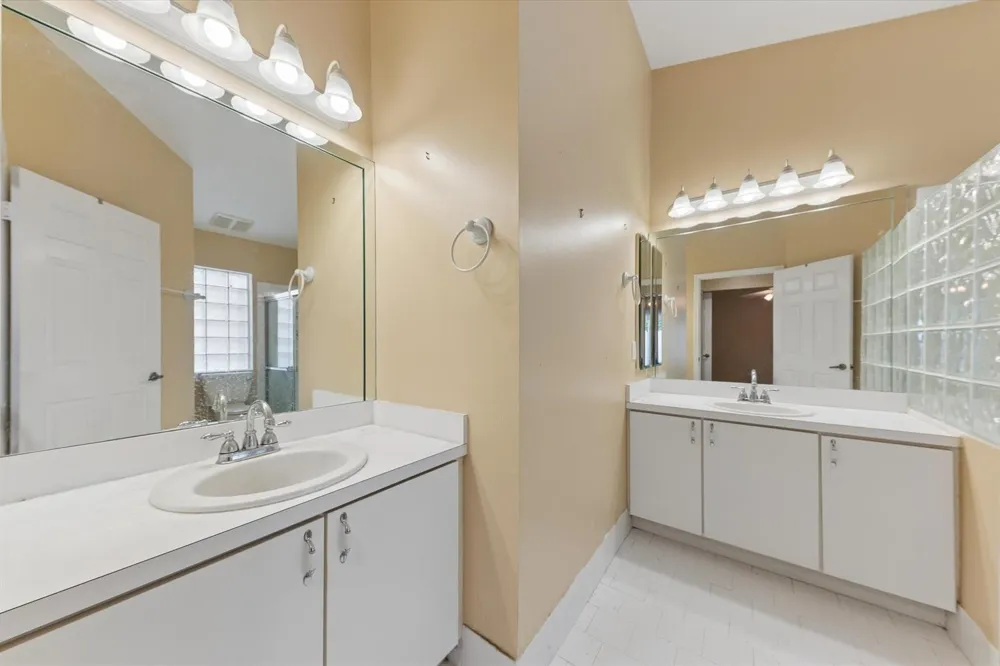 103 Saddle Trail Royal Palm Beach, FL 33411