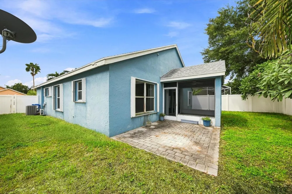 103 Saddle Trail Royal Palm Beach, FL 33411