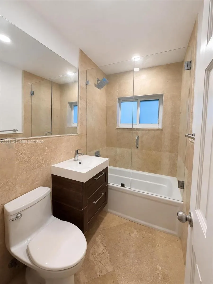 7715 SW 57th Ave #3 Miami, FL 33143