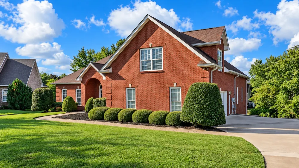 3009 Edgemont Dr Clarksville, TN 37043