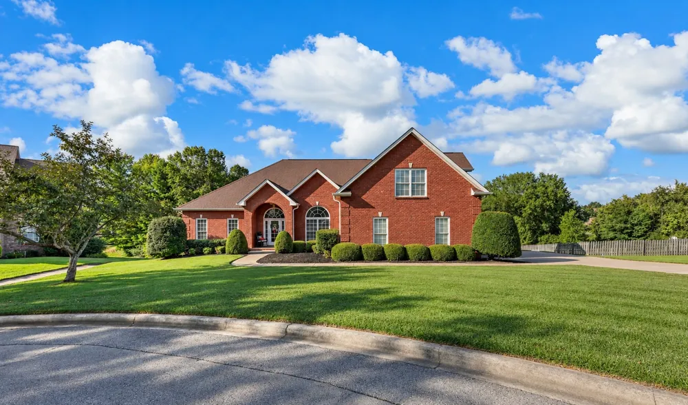 3009 Edgemont Dr Clarksville, TN 37043