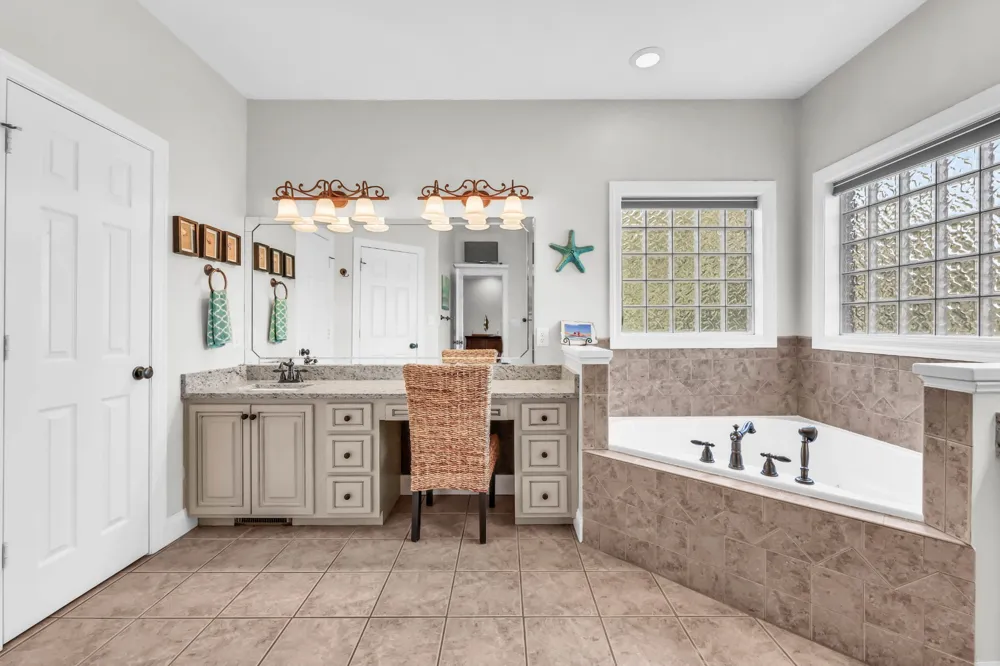 3009 Edgemont Dr Clarksville, TN 37043