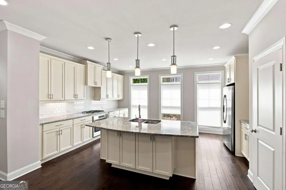 7850 Laurel Crest DR Johns Creek, GA 30024