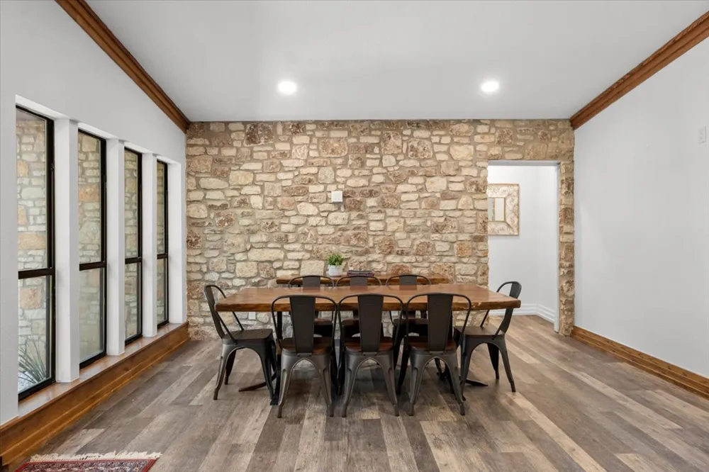 119 Vicinity Trail Spicewood, TX 78669