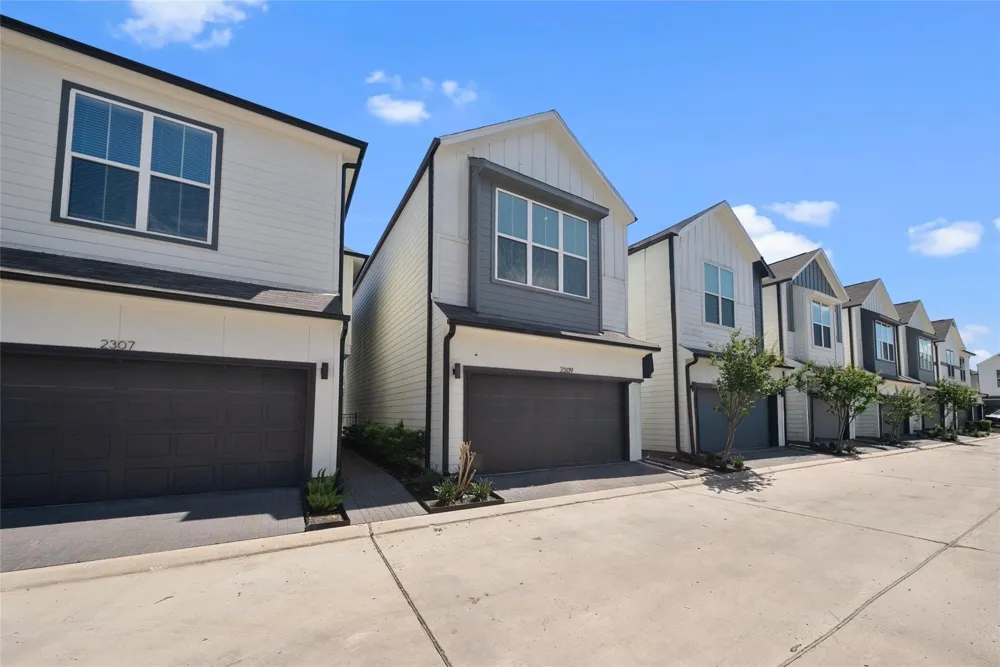 2309 Silva Park Lane Houston, TX 77091