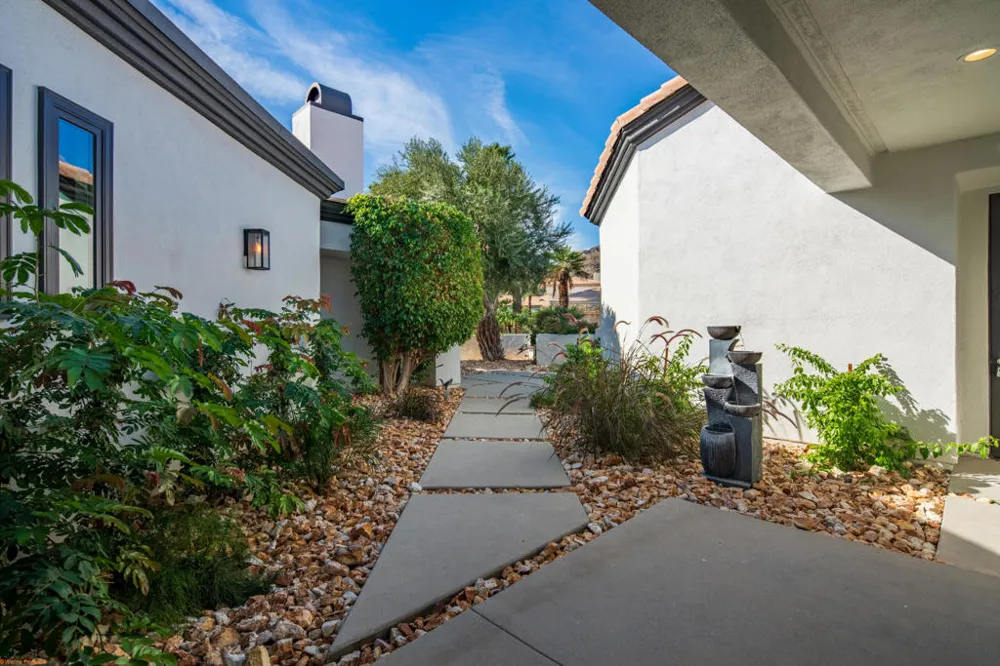 47320 Via Koron La Quinta, CA 92253