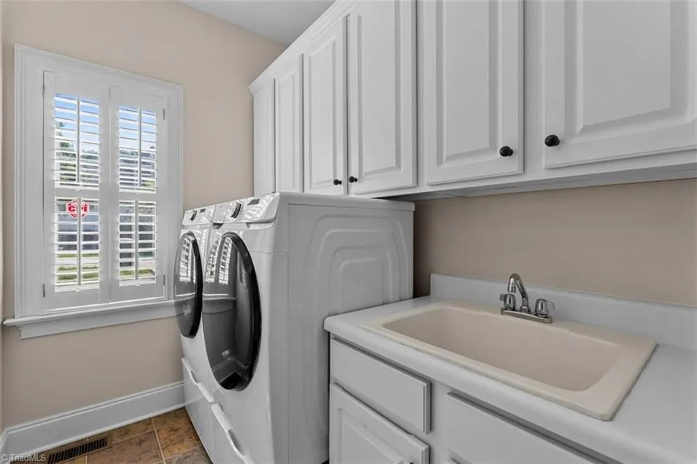 1 Rosebay Lane Greensboro, NC 27455