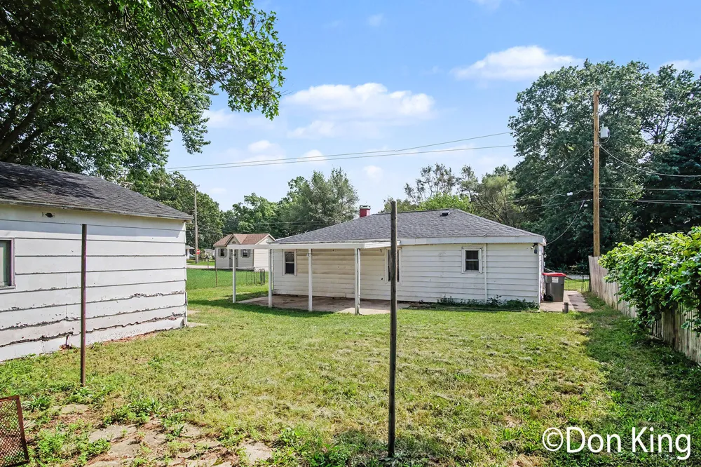 3717 Ivy Drive NE Plainfield Charter Township, MI 49525