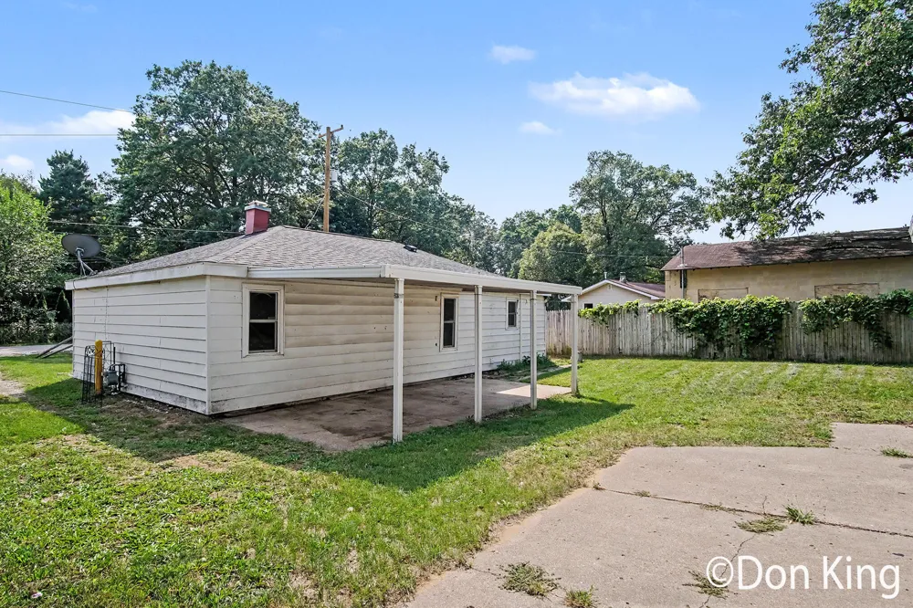 3717 Ivy Drive NE Plainfield Charter Township, MI 49525